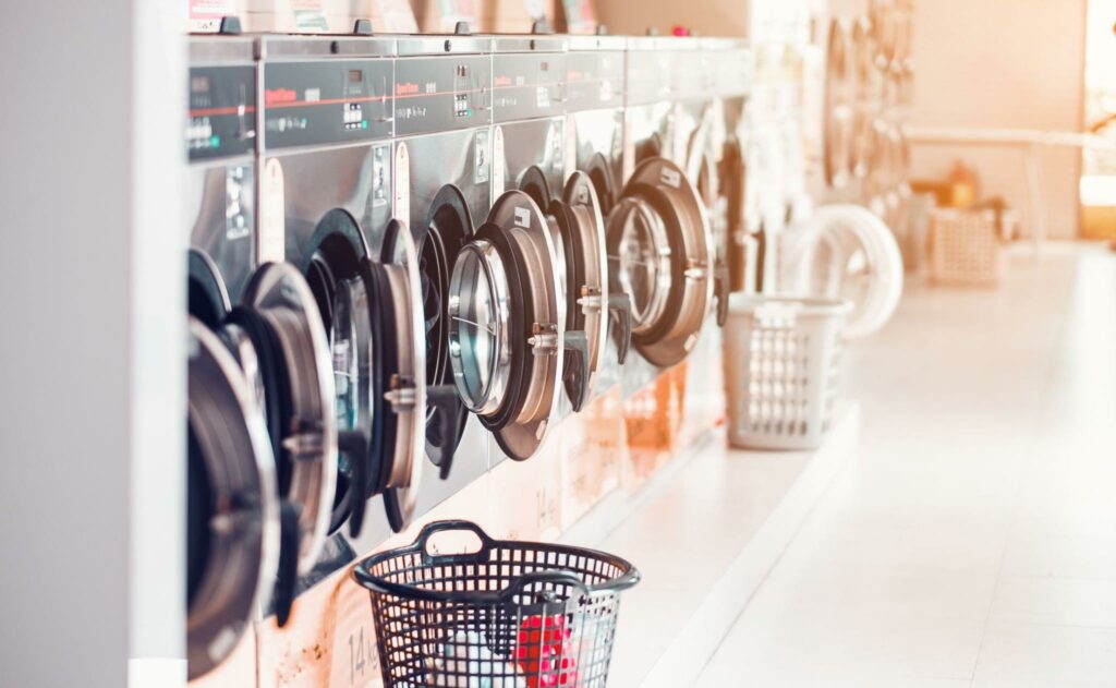 Cuci + Setrika Baju Murah hanya di Circle Wash Surabaya